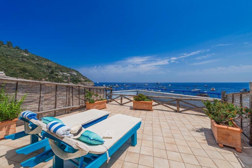 Lo Scoglio Hotel Marina del Cantone ภายนอก รูปภาพ