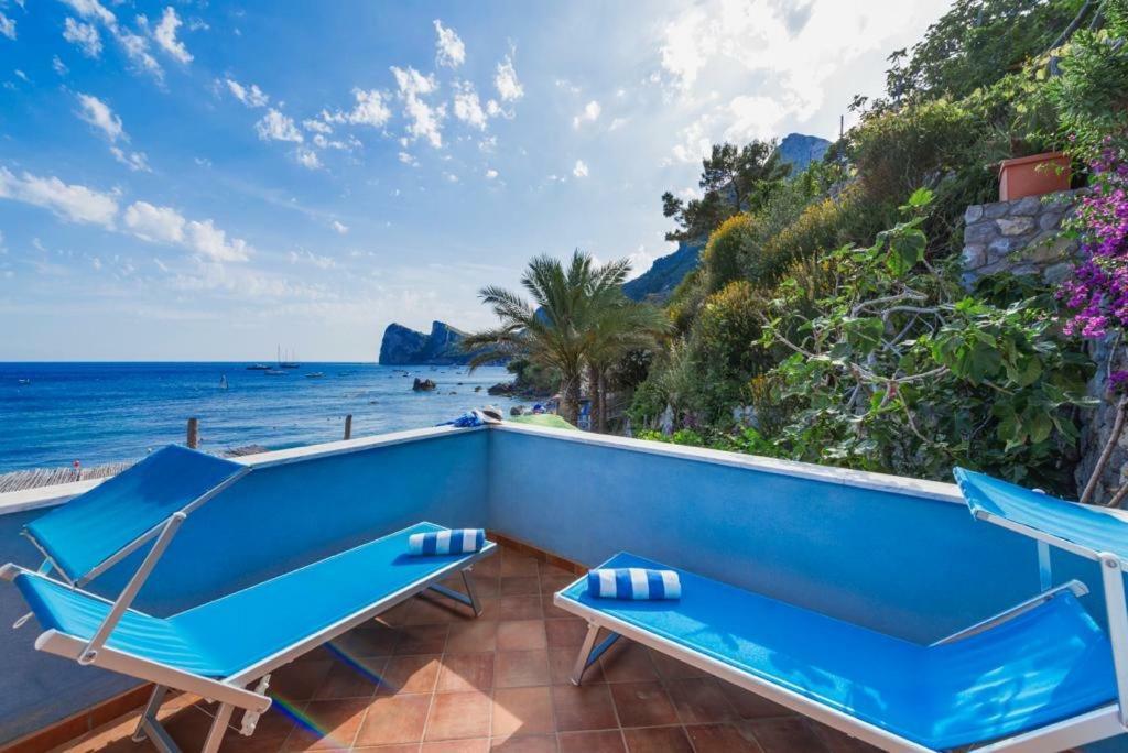 Lo Scoglio Hotel Marina del Cantone ภายนอก รูปภาพ
